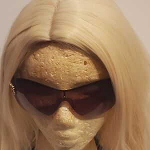 Blonde Wig with Sunglasses
